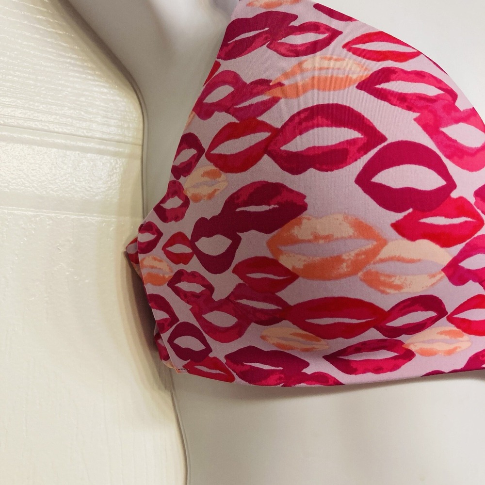 Victoria's Secret Wireless Bra Women 34C Purple Red Lip Print Love Strap T-Shirt - Picture 2 of 10